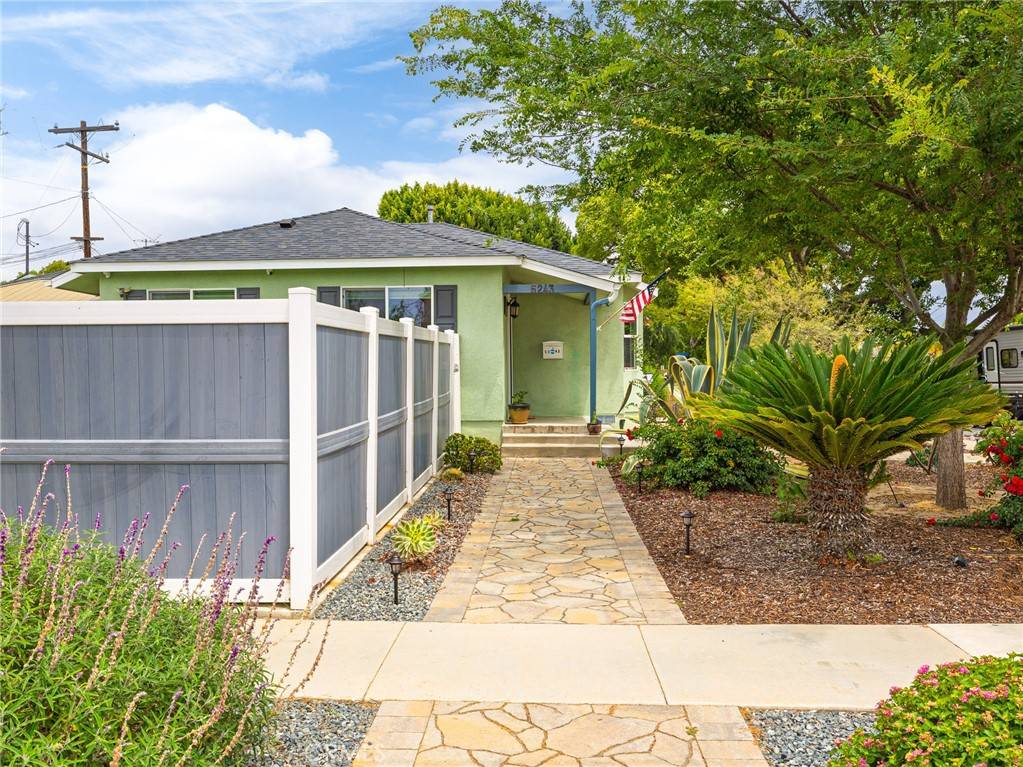 Long Beach, CA 90808,5243 Monlaco Road