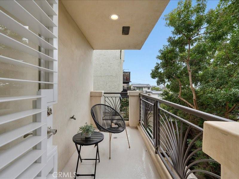 Hermosa Beach, CA 90254,636 ninth