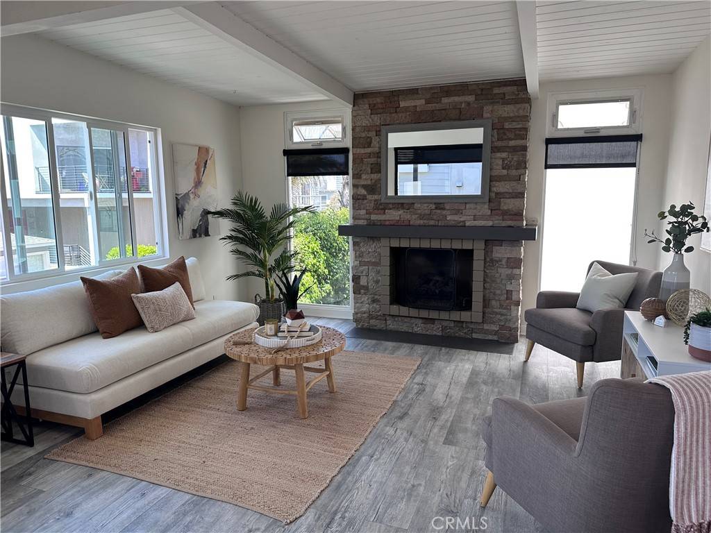 440 29th ST, Manhattan Beach, CA 90266