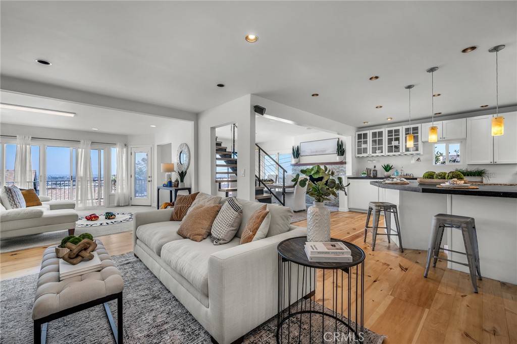 25933 Richville DR, Torrance, CA 90505