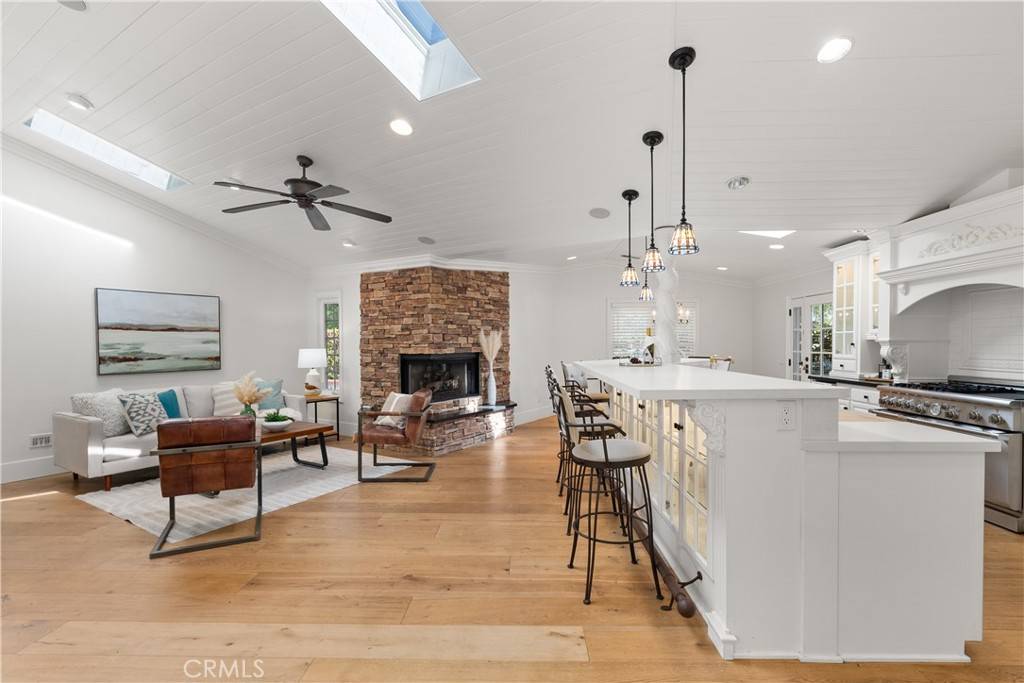 Escondido, CA 92029,1401 Eagle Glen