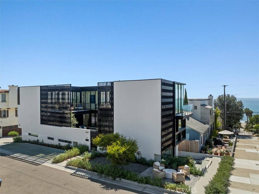 Manhattan Beach, CA 90266,2821 Alma AVE