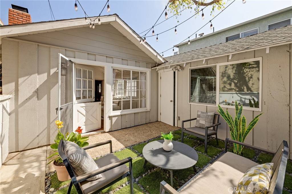 Manhattan Beach, CA 90266,525 Manhattan Beach BLVD