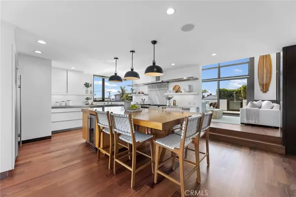 Hermosa Beach, CA 90254,2114 Manhattan Ave