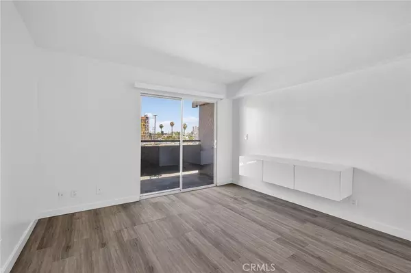 Long Beach, CA 90813,1450 LOCUST AVENUE #301