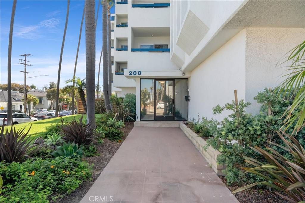 Redondo Beach, CA 90277,200 S Catalina AVE #102