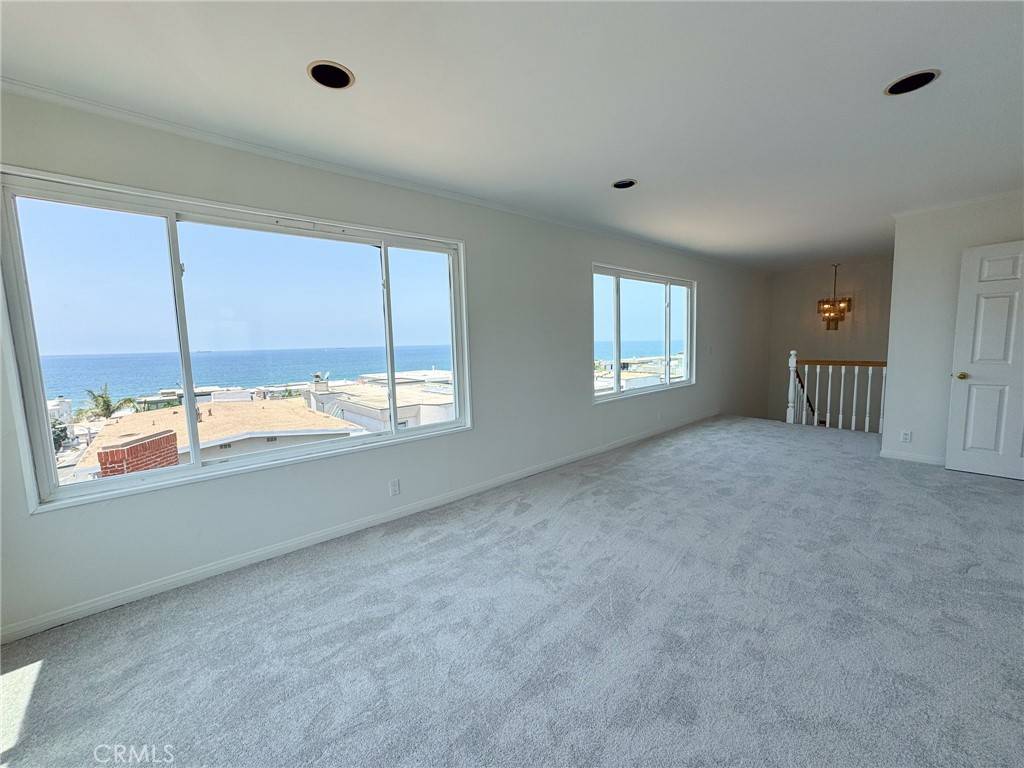 Manhattan Beach, CA 90266,221 23RD Street