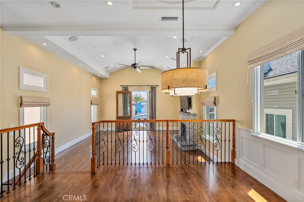 Redondo Beach, CA 90278,1533 Goodman AVE