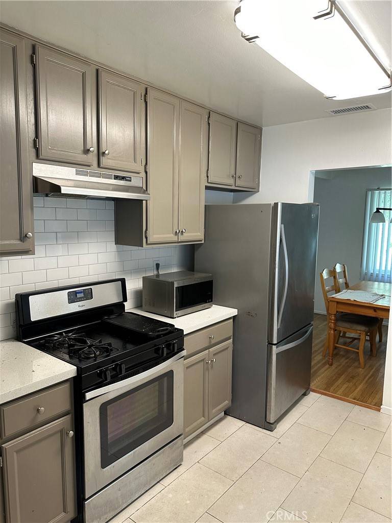 Redondo Beach, CA 90278,1913 190th ST