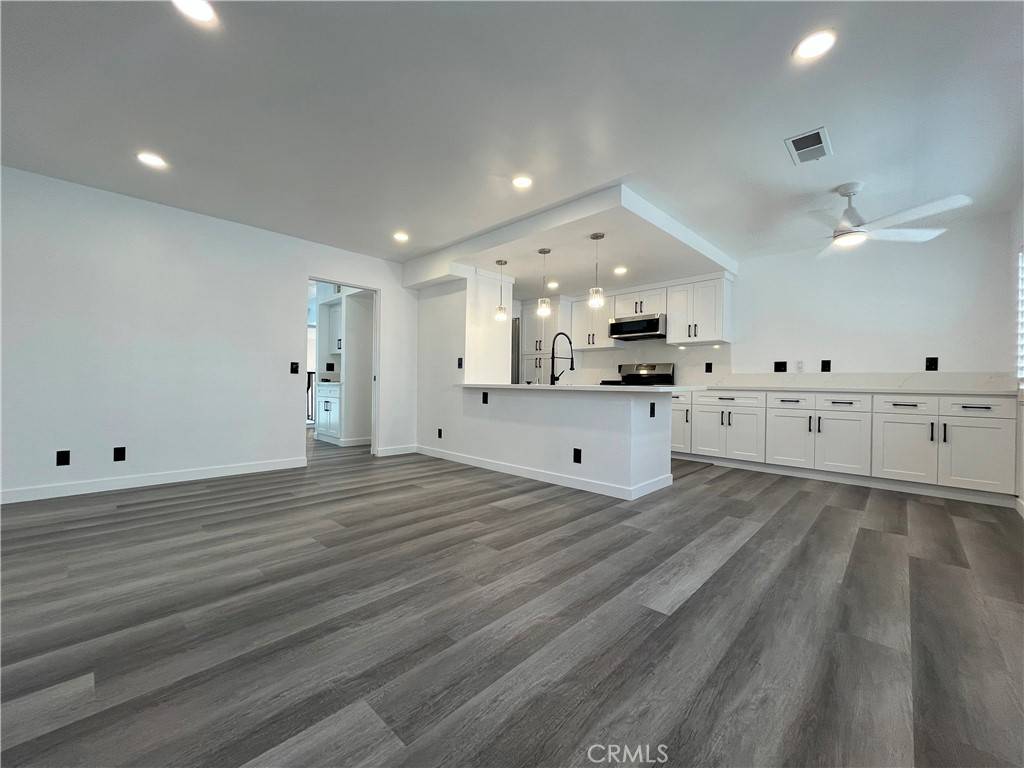Marina Del Rey, CA 90292,4640 Glencoe AVE #7