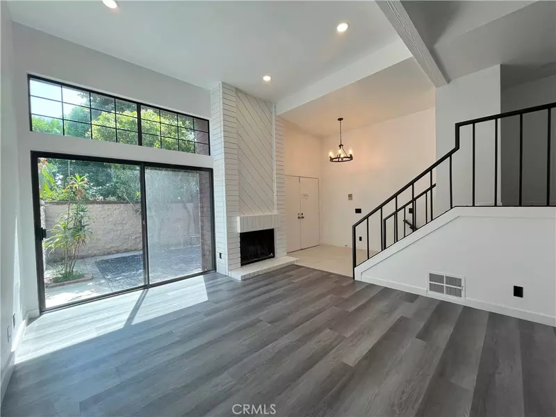 4640 Glencoe AVE #7, Marina Del Rey, CA 90292