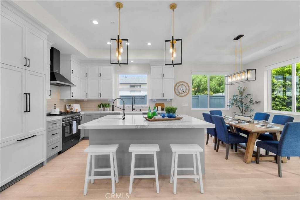 Redondo Beach, CA 90278,2117 Marshallfield Lane #B