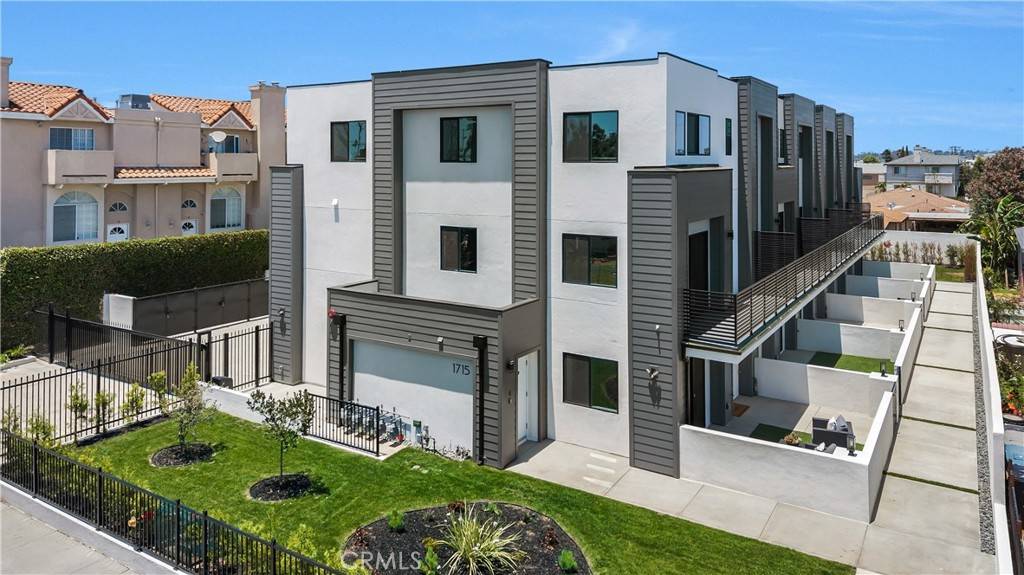 1715 W 149th ST #B, Gardena, CA 90247