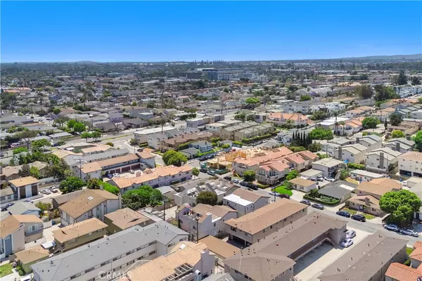 Redondo Beach, CA 90278,2615 Curtis AVE