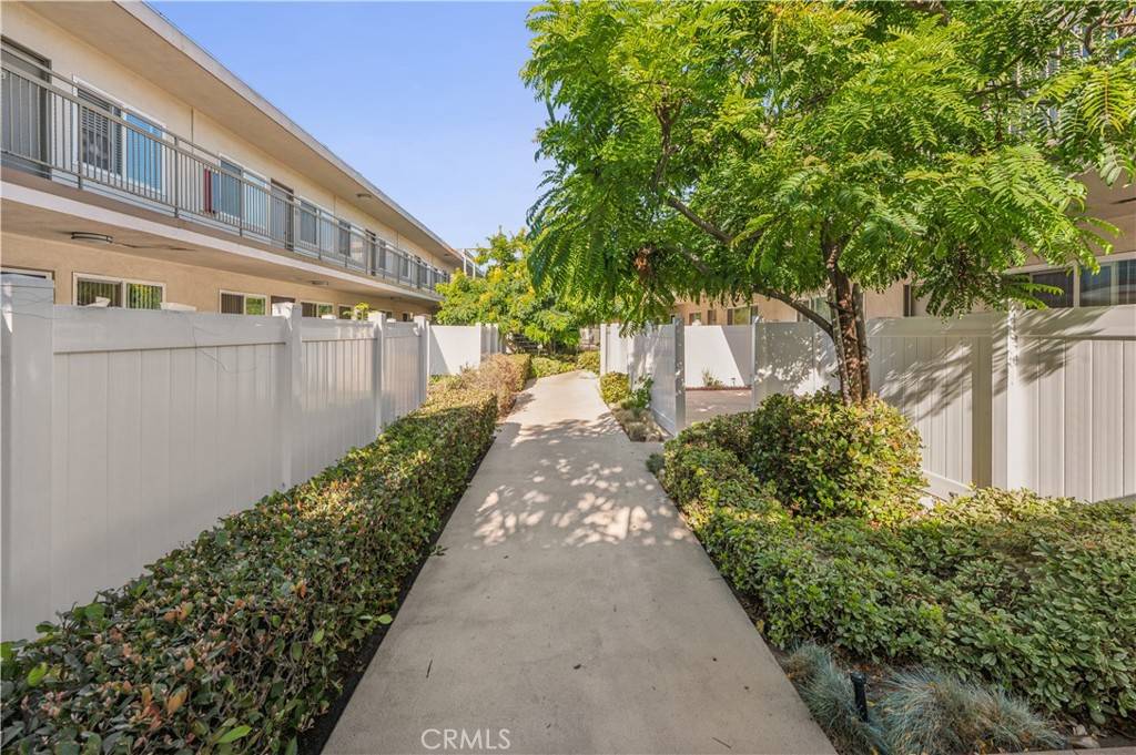 Torrance, CA 90503,20917 Amie AVE #4
