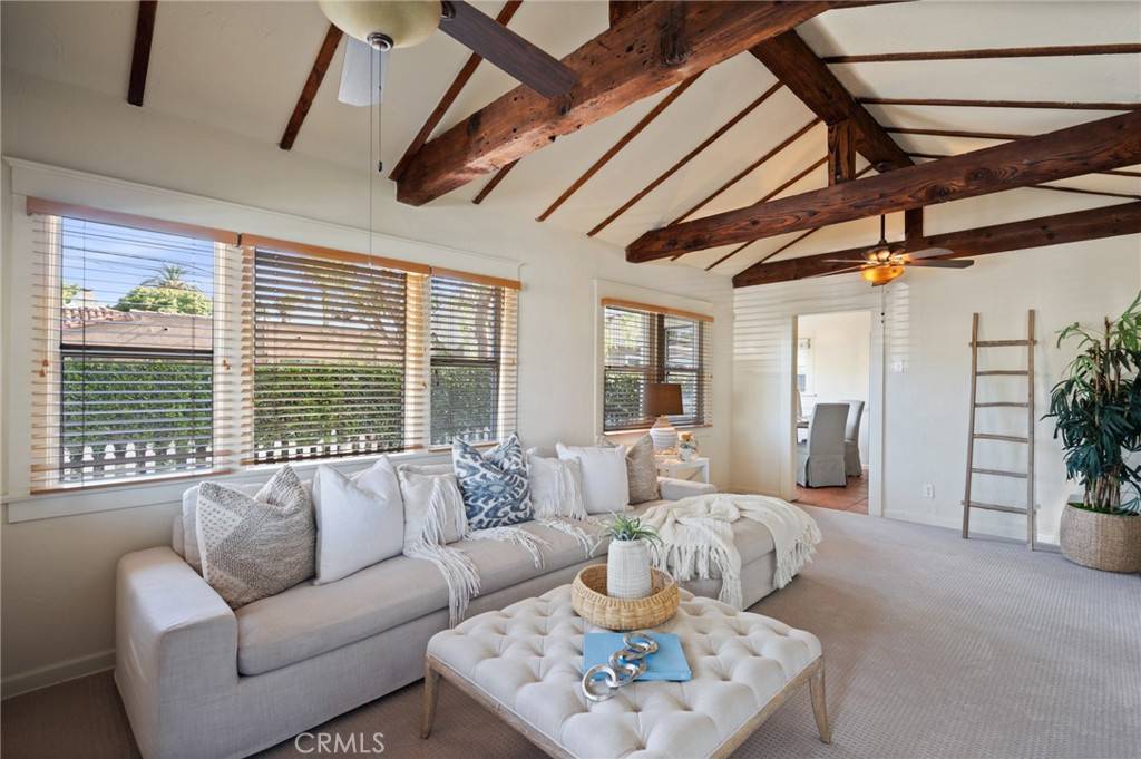 Long Beach, CA 90814,533 Roswell AVE