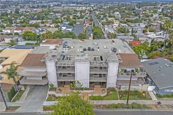 1995 Molino AVE #102, Signal Hill, CA 90755