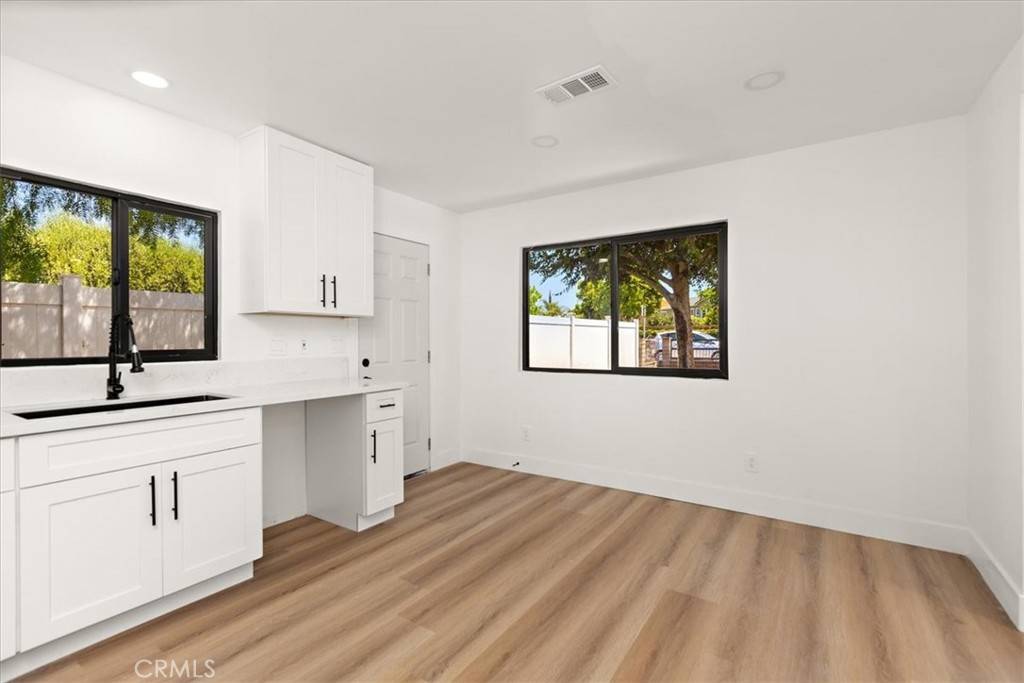 Eastvale, CA 92880,14421 Chandler ST