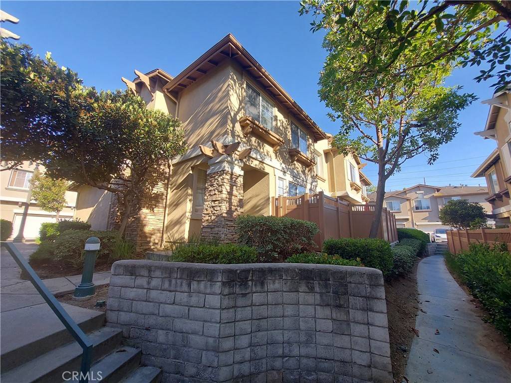 Carson, CA 90746,17811 Cottonwood CT