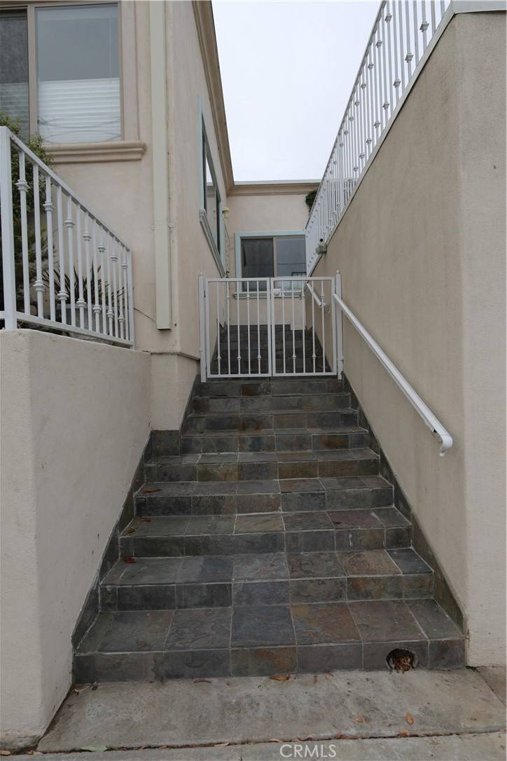 Redondo Beach, CA 90277,500 N Irena AVE