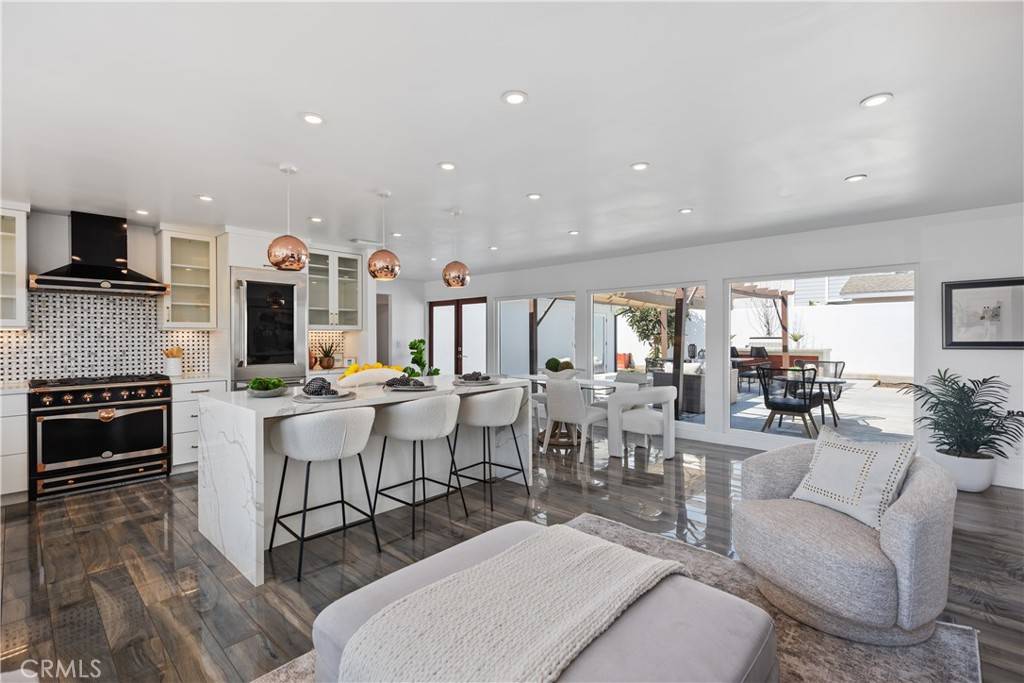 496 E 16th, Costa Mesa, CA 92627