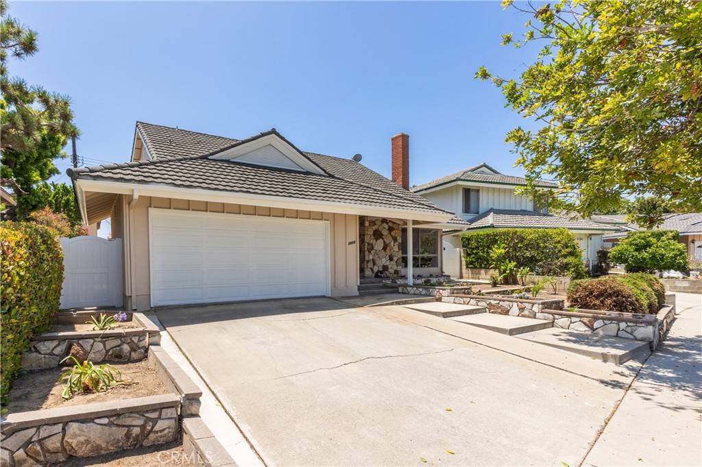 Torrance, CA 90504,3856 W 181st ST