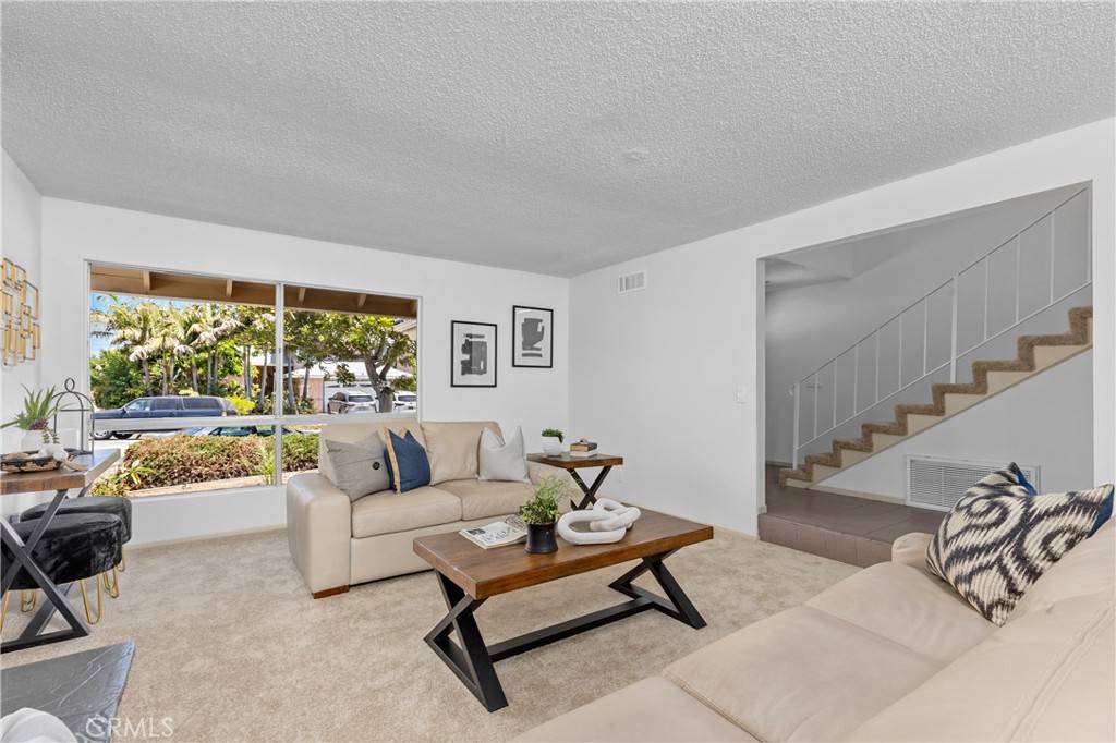 Torrance, CA 90504,3856 W 181st ST