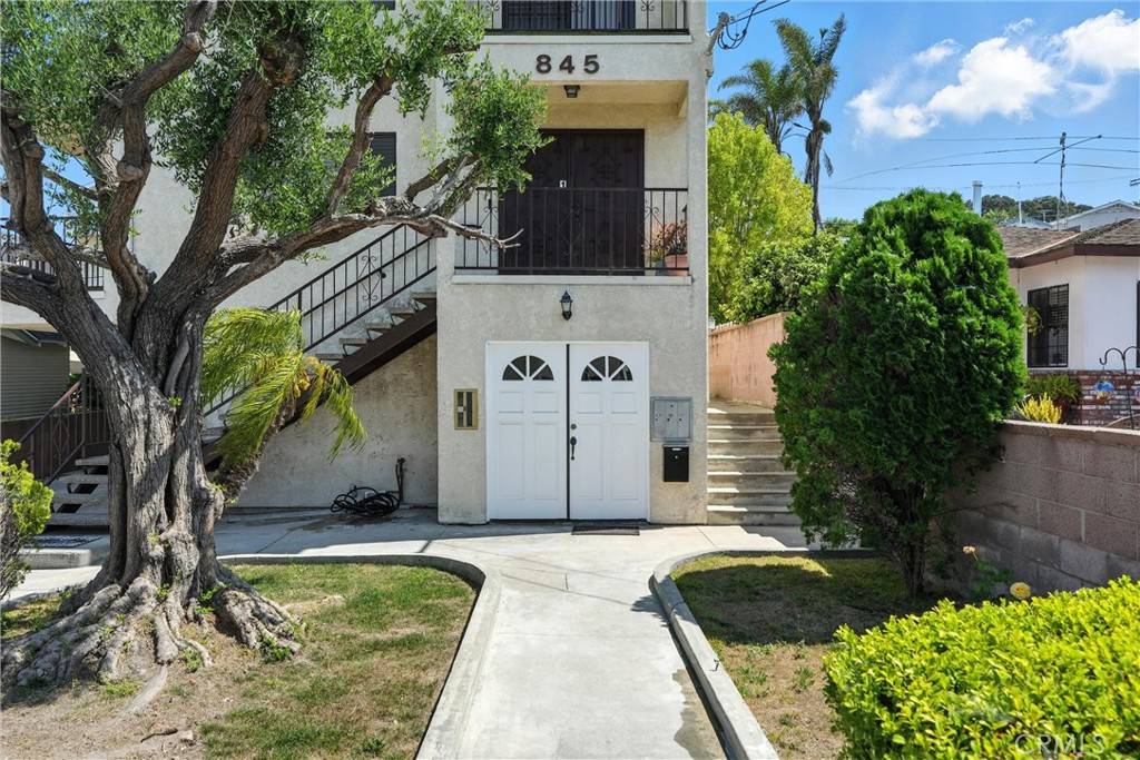 San Pedro, CA 90731,845 W 19th ST #3