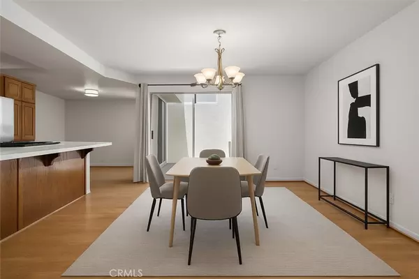 San Pedro, CA 90732,1307 W 7th ST #8