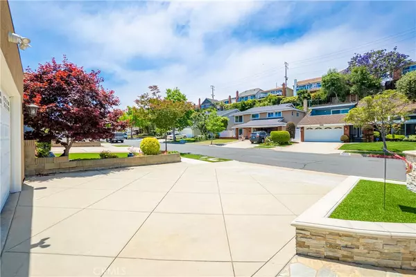 Torrance, CA 90503,20002 Tomlee AVE