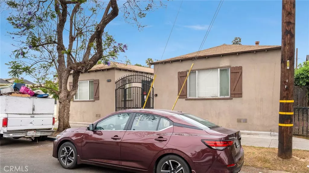 Long Beach, CA 90804,2751 14th ST