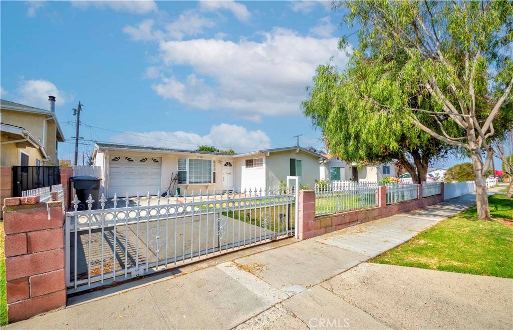 Torrance, CA 90504,3232 W 187th ST