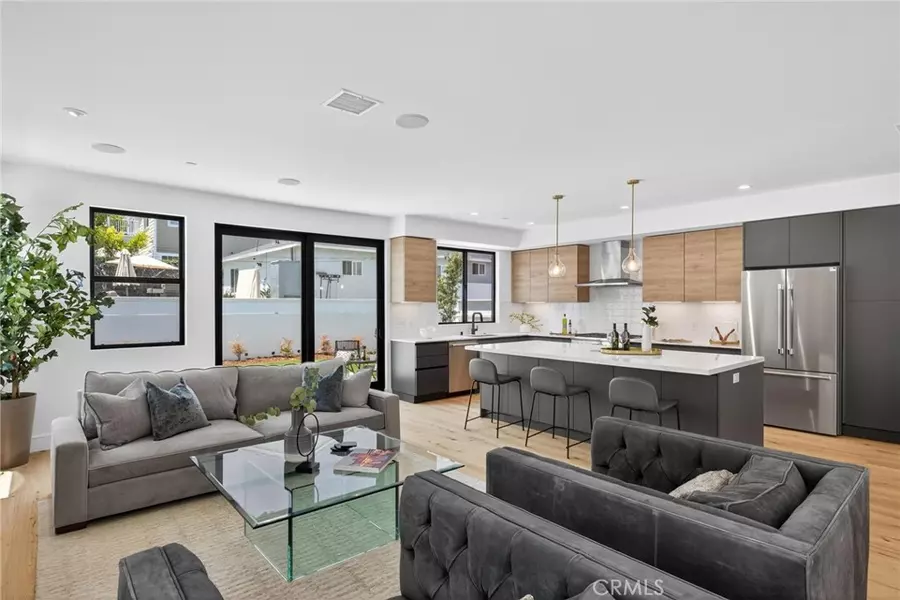 1007 S Prospect Ave, Redondo Beach, CA 90277