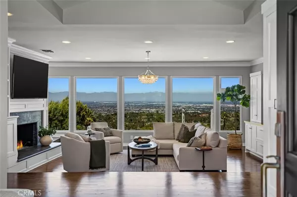 33 Cayuse Lane, Rancho Palos Verdes, CA 90275