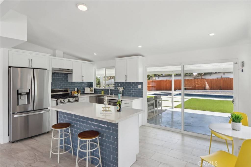 Palm Springs, CA 92262,845 W Gateway Drive