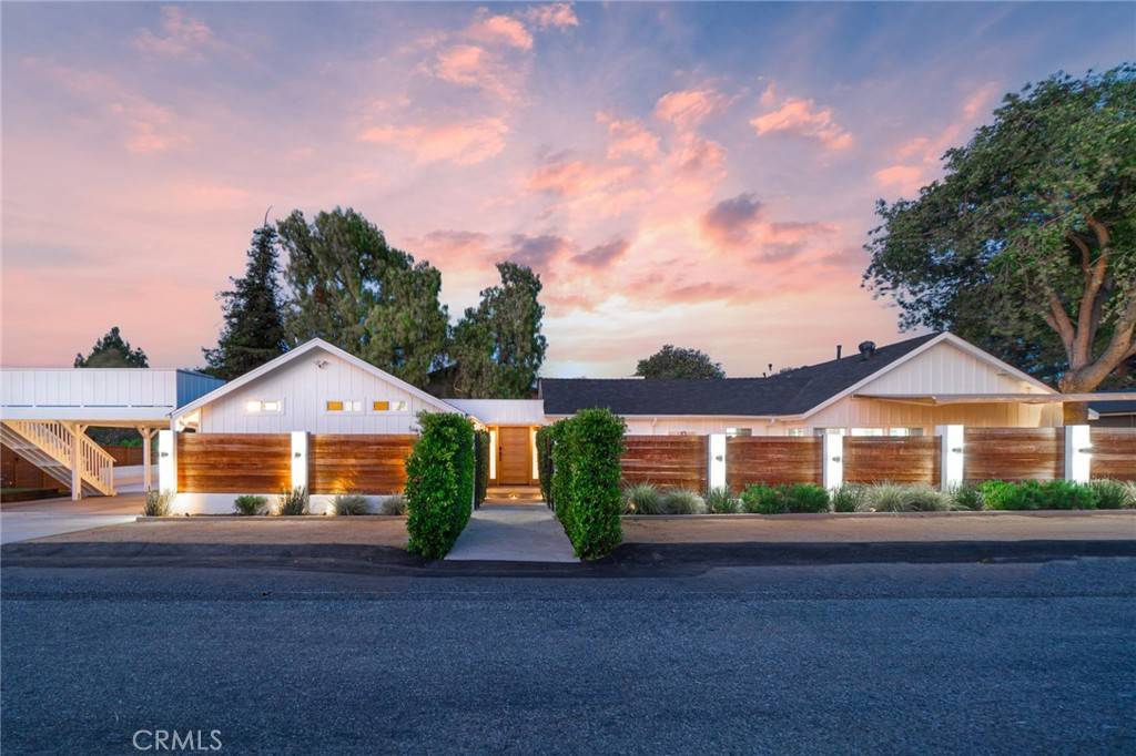 26110 Governor Ave, Harbor City, CA 90710