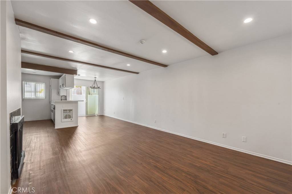 Redondo Beach, CA 90277,415 S Prospect AVE #203