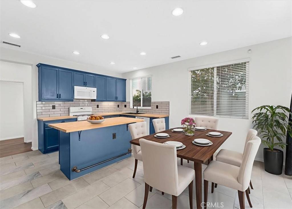 Gardena, CA 90247,13837 Emerald LN