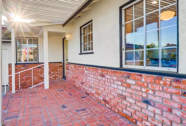 Lakewood, CA 90713,6513 Denmead ST