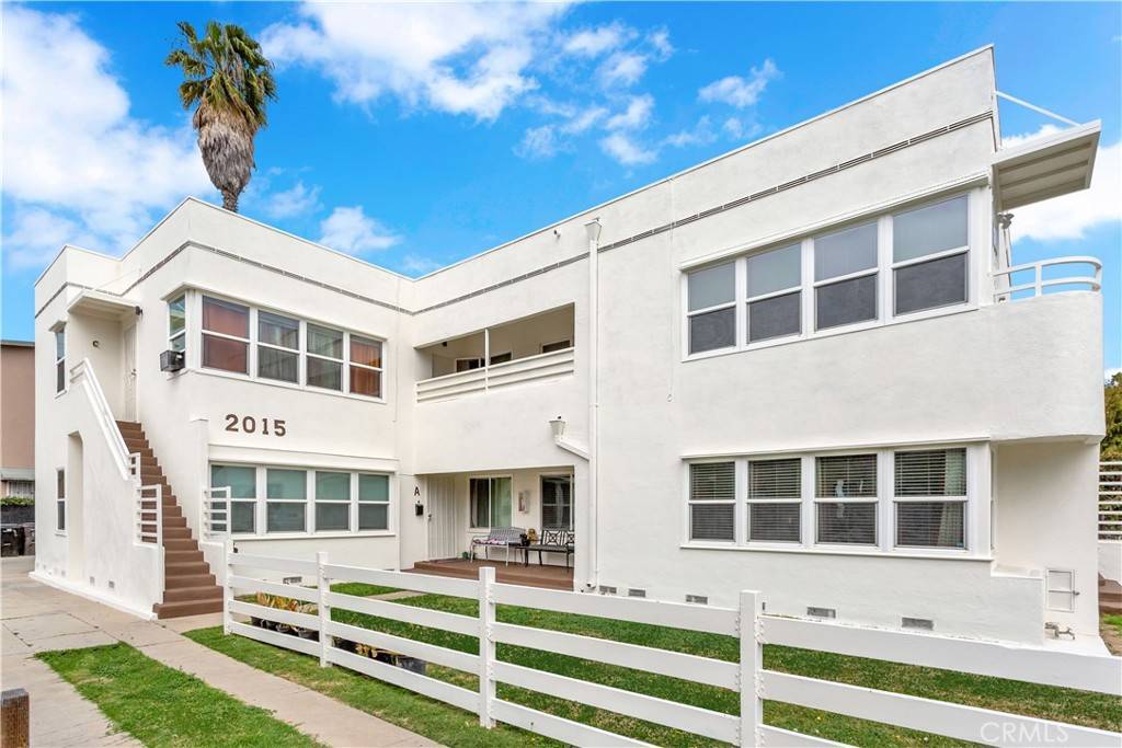 2015 Locust AVE, Long Beach, CA 90806