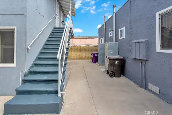 Long Beach, CA 90806,2247 Myrtle AVE