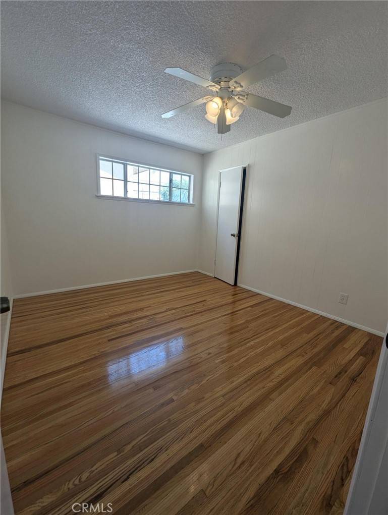 San Pedro, CA 90731,891 W Elberon AVE