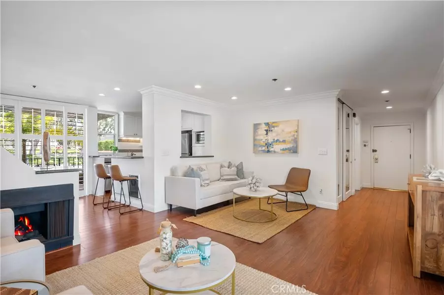 555 Esplanade #320, Redondo Beach, CA 90277