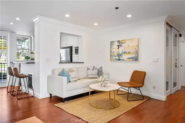 Redondo Beach, CA 90277,555 Esplanade #320