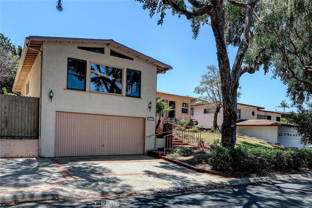 Redondo Beach, CA 90277,660 Calle Miramar