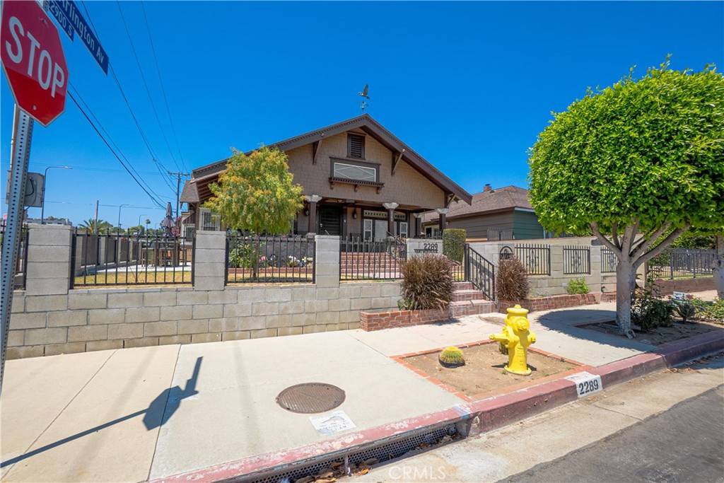 Los Angeles, CA 90018,2289 W 29th PL
