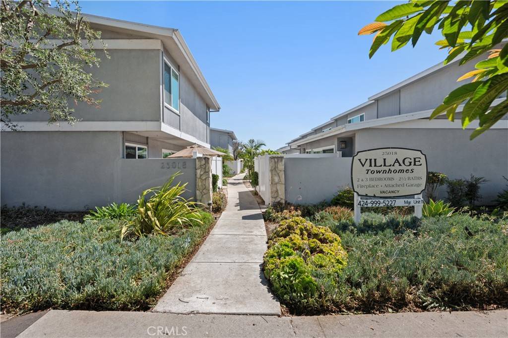 25018 Eshelman AVE #10, Lomita, CA 90717