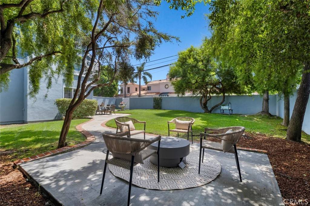 Manhattan Beach, CA 90266,1760 9th ST