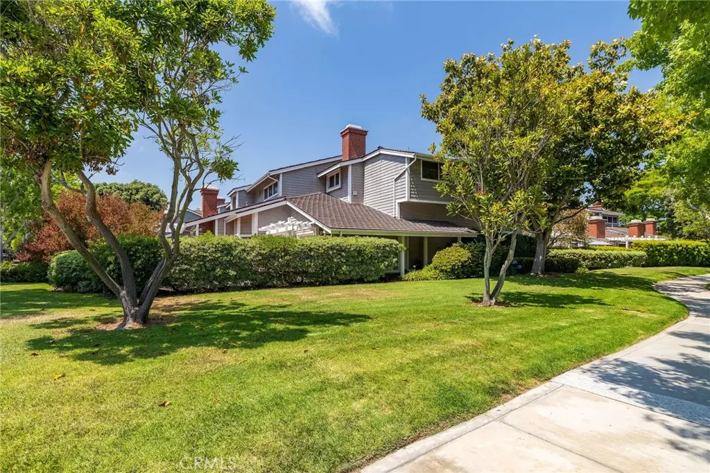 Manhattan Beach, CA 90266,11 Catalina CT
