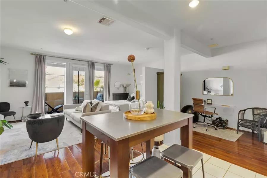 360 W Avenue 26 #323, Lincoln Heights, CA 90031